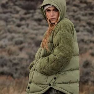 Anthropologie pilcro puffer jacket in moss, NWT